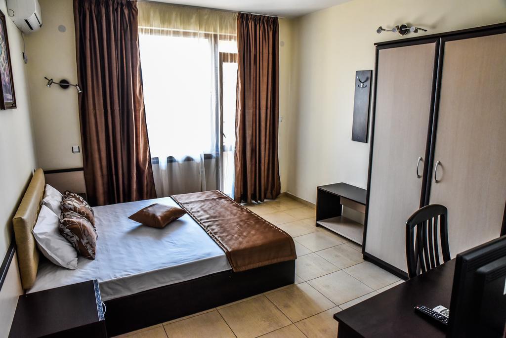 Dimitur Jekov Guest House Obzor Extérieur photo